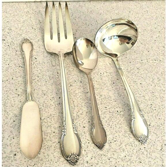 Remembrance Silverplate Flatware 4-pc Hostess Set International Silver 1948